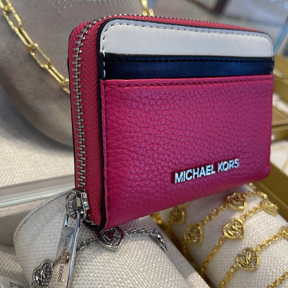 Michael Kors Jet Set Travel Md Zip Around Color-Block Wallet 
DRAGONFRUIT MULTI - Picture 15 of 16